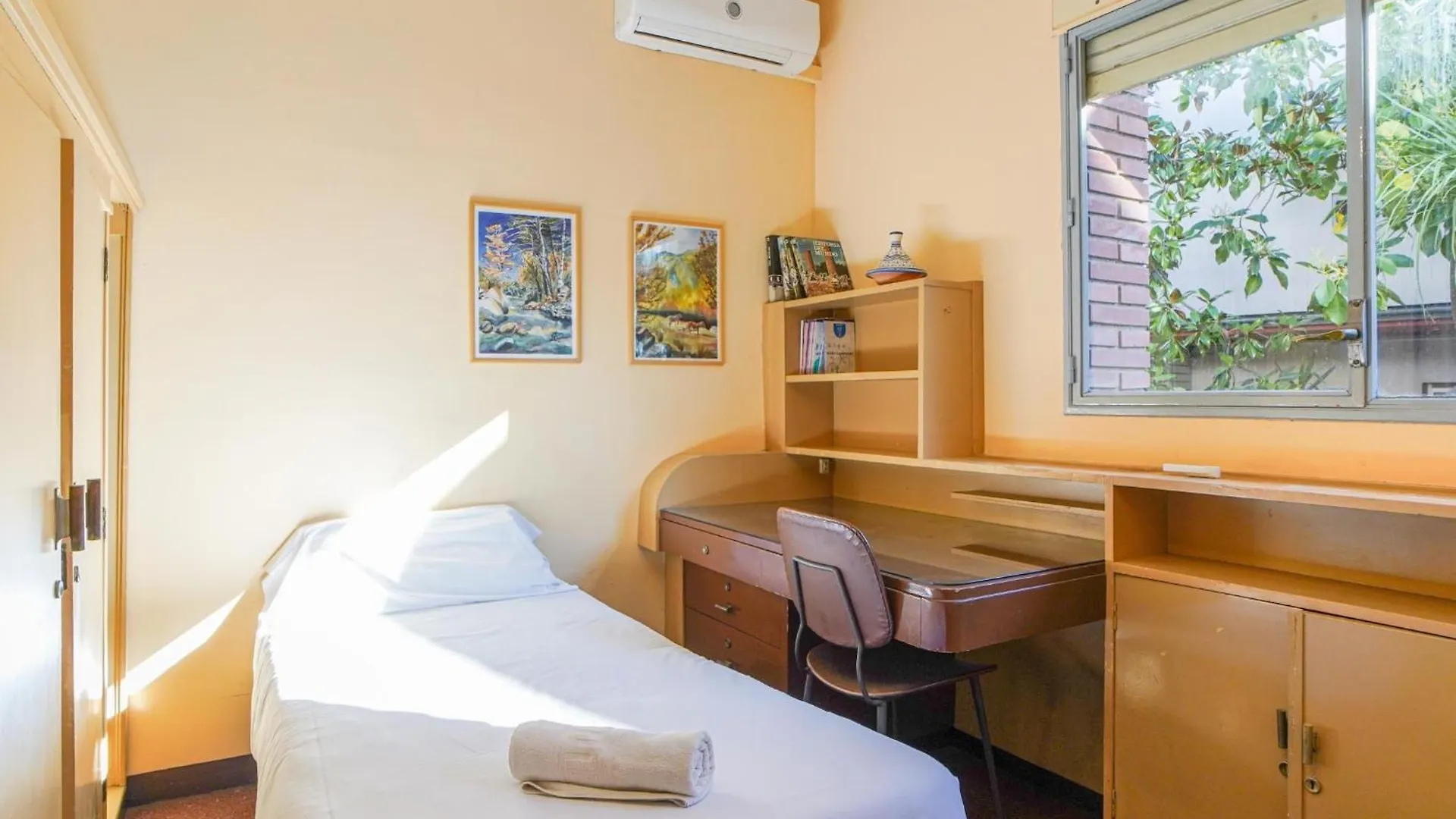 Vakantiehuis Bed Bcn Hills House Villa Barcelona Spanje